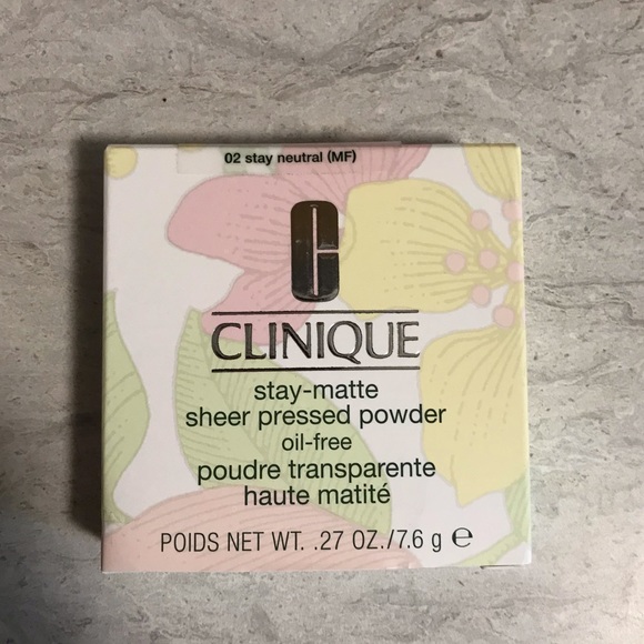 💗Clinique Matte Sheer Pressed Powder Foundation - Picture 5 of 5
